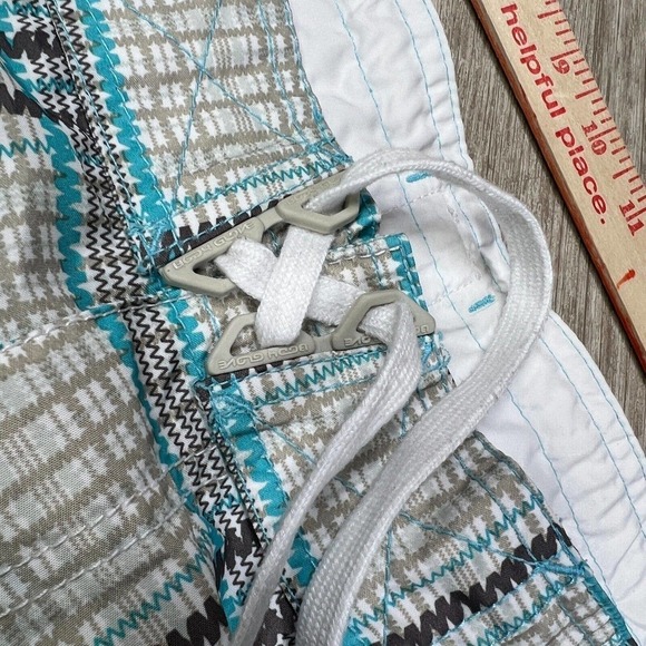 Body Glove Plaid Surf Shorts Swim Trunks Men's 38 Unlined Zip Pockets Relaxed - Picture 5 of 11